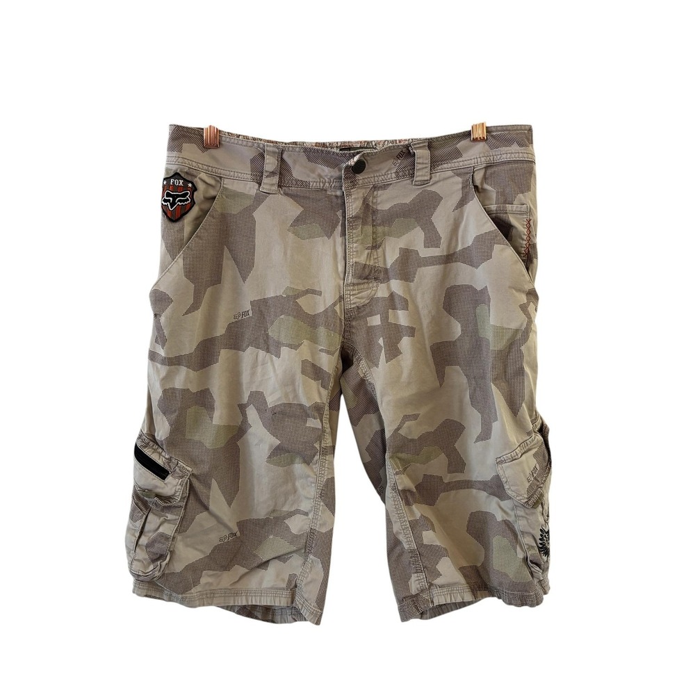 Fox Cargo Shorts Mens 34 Beige Camo Lined Stretch Army Pockets Y2K